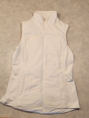 lululemon athletica Cream Zip-Front Sleeveless Vest